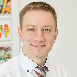 Dr. Kirill Zilberberg