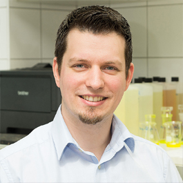 Dr. Oliver Goerz